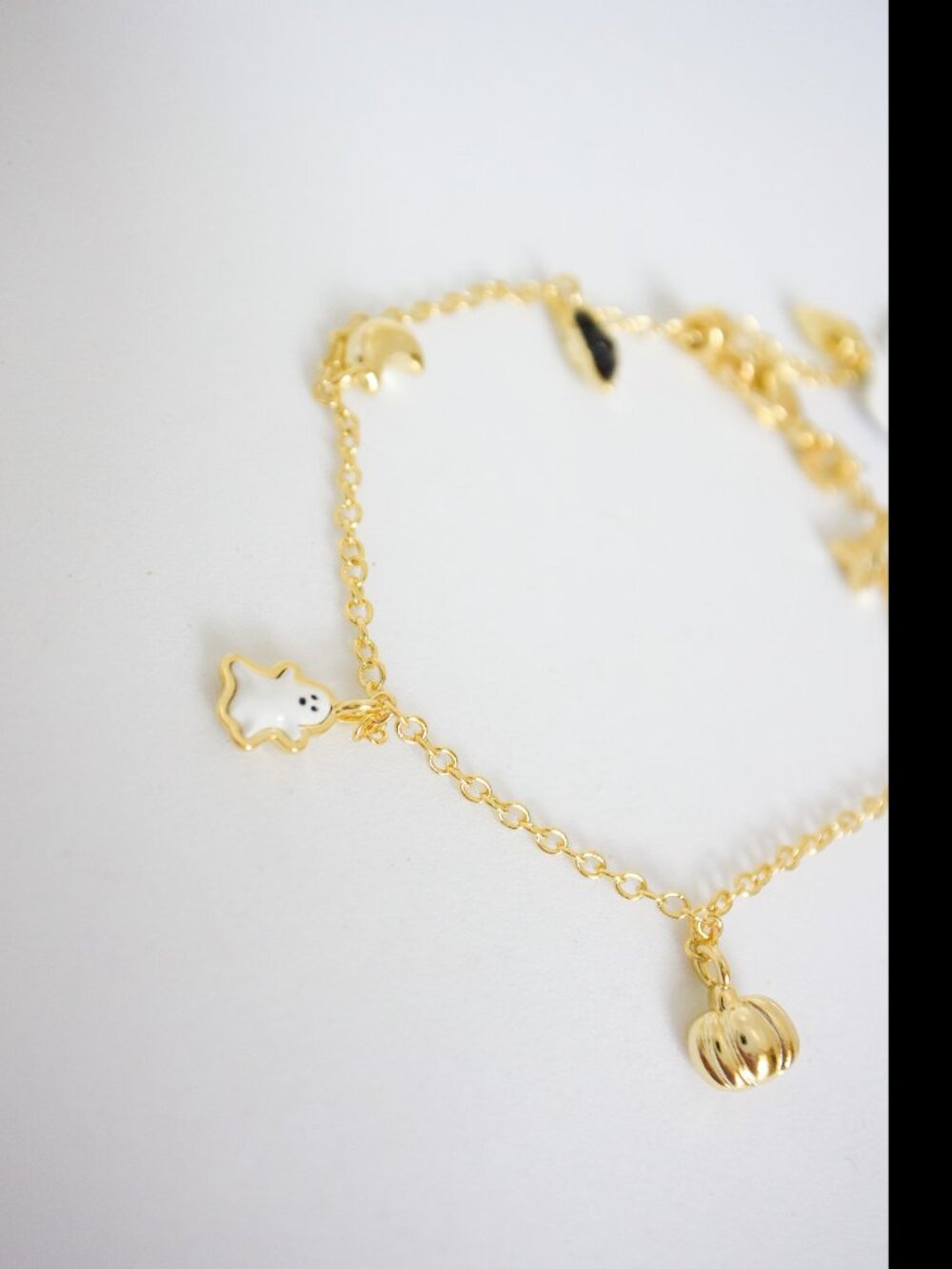*Kendra Scott* Halloween Gold Delicate Chain Bracelet - NEW! - (rv: $55!) - Picture 2 of 5